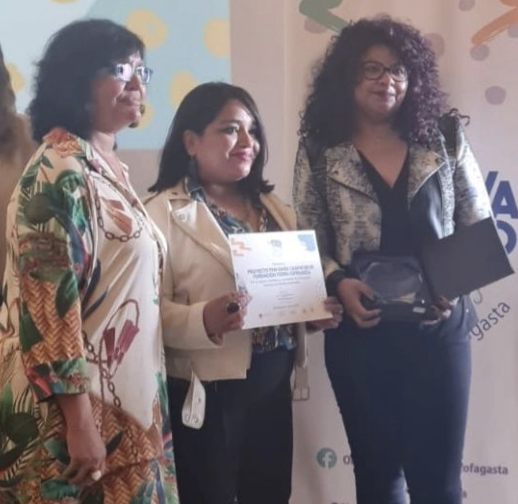 Observatorio de Infancias y Juventudes de la región de Antofagasta entregó reconocimiento a programas de Fundación Tierra de Esperanza